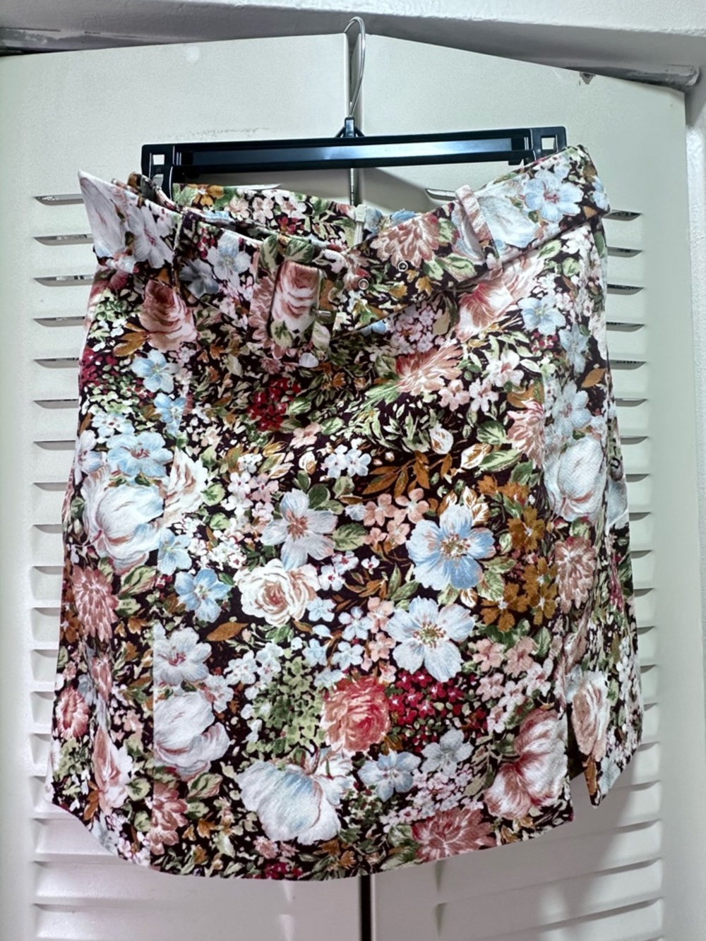 Zara Floral Mini Skirt in Brown, White, Pink & Blue